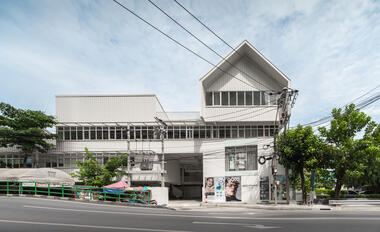 Pu-Hai Properties Building / AOMO