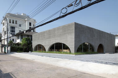 Khao Niao 餐厅 + Onda 咖啡厅 / ASWA