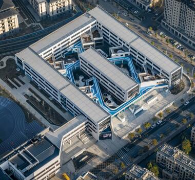 画廊 衢州新华第二学校 / 零壹城市建筑事务所  - 2