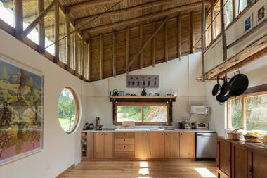 Casa Ninhos de Cholán / La Cabina de la Curiosidad + Marie Combette + Daniel Moreno Flores