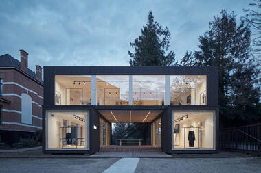 Showroom ARK para GAB / Ark-Shelter