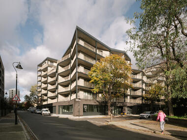 Dockley Apartments / Studio Woodroffe Papa