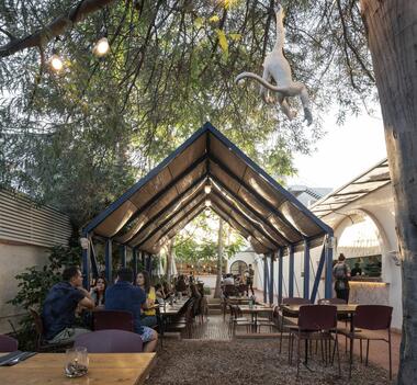 Verde Sazón Restaurant / Estudio Well Interiorismo