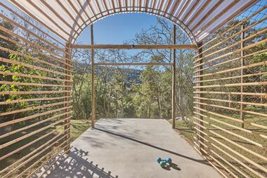 Academia Shelter / gru.a