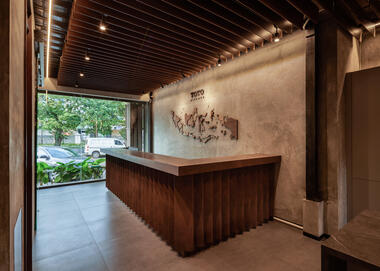 Gallery of Toto Kitchen Showroom / Studio Avana  - 11