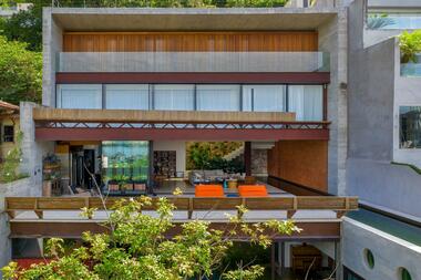 Residência MB / Miguel Pinto Guimarães Arquitetos Associados
