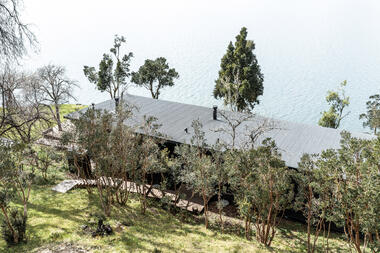 Galería de Casa en el lago / blaq arquitectos  - 12