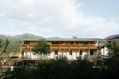 Yaoli Village Courier Station / SuiPingYiLi Architecture Studio