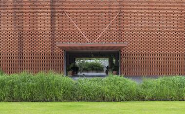 Gallery of Wyndham Clubhouse / MIA Design Studio  - 9