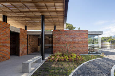 Gallery of The New Day Center for The Elderly / Side FX Arquitectura  - 13