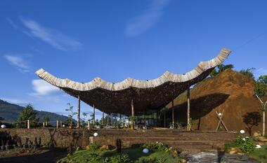 Nguyen Coffee / The Bloom