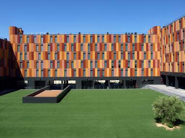 Viviendas de Protección Pública en Vallecas / Aguinaga y Asociados Arquitectos