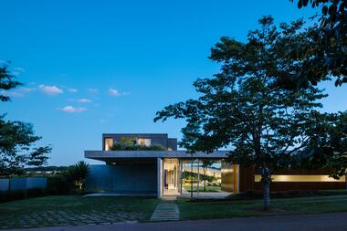 Gallery of Colina House / FGMF  - 29