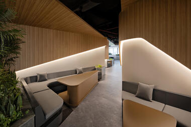 Gallery of Saham Rakyat Office / Angkasa Architects  - 17