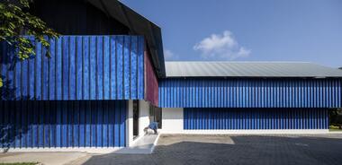 Long Goy Studio and Workshop / Sher Maker
