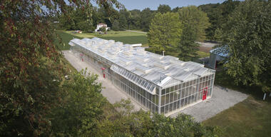 Estufa Granor / Wheeler Kearns Architects