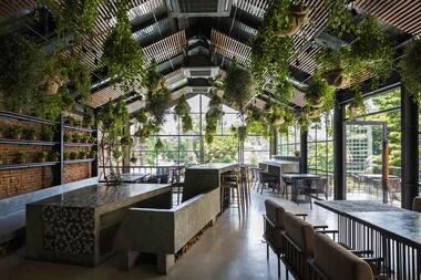 Restaurante vegetariano ƯU ĐÀM / Le House