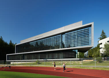 Interdisciplinary Sciences Building / Perkins&Will
