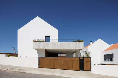 Gallery of BD Houses / Esquissos - Arquitectura e Consultoria  - 1
