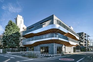 Enhako Building / Organic Design Inc.