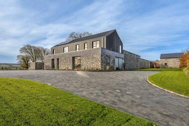 Walled Garden House / Steve Burke