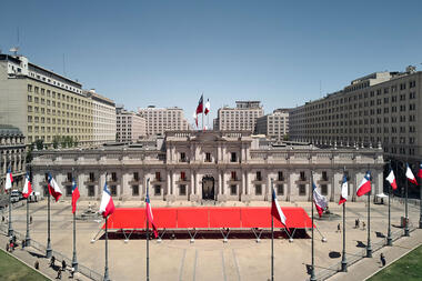 Reinterpretando el pasado: El icónico pabellón en la Plaza de la Constitución diseñado por Montserrat Palmer en 1972