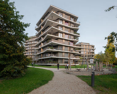 Jardins de la Gradelle Apartments / LRS Architectes