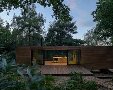 Gallery of Looking Glass Lodge / Michael Kendrick Architects  - 10