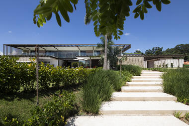 SR House / Juliana Camargo + Prumo projetos