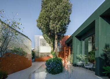 A Garden / Fangwei Architect
