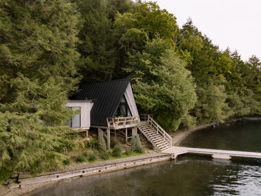 Cabaña A  / Matière Première Architecture