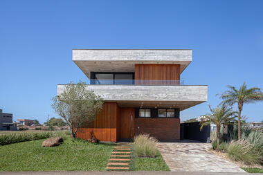 Galeria de Casa FC / Vitório Ecker Arquitetura  - 1