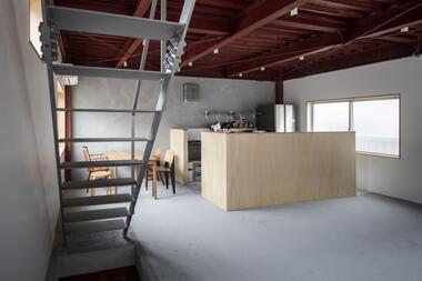 Gallery of House in Kohama / Shimpei Oda Architect's Office + Loowe Inc.  - 4
