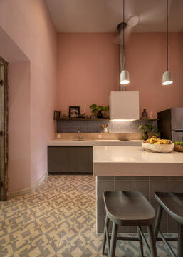Gallery of Ideas for Mixing Materials and Cladding in the Kitchen  - 7