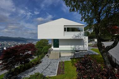 Villa Refsnes / Saunders Architecture