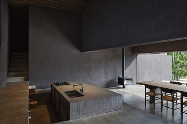 Gallery of Daichi Isumi House / Suppose Design Office  - 13