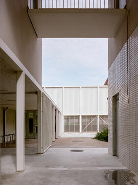 Galería de Centro Juvenil ECAM / AgwA  - 4