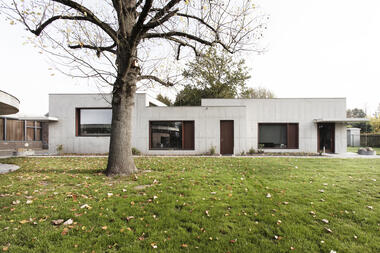 Creche de Concreto + Dossel / BOT architektuurcollectief
