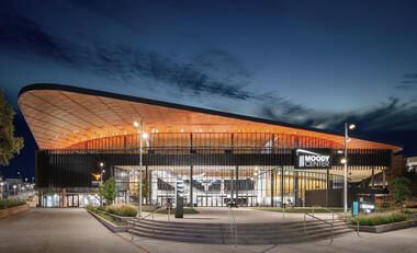 Gallery of Moody Center Basketball and Events Area University of Texas at Austin / Gensler  - 15