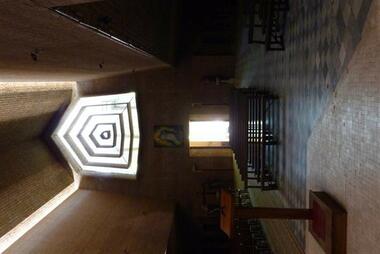 Galería de Clásicos de Arquitectura: Iglesia San Pedro / Eladio Dieste  - 11