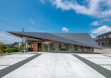 Toyohashi Orthodontic Office / TSC Architects