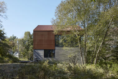 Chester House / Mackay-Lyons Sweetapple Architects