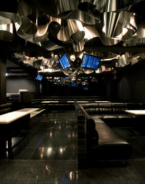 Gallery of 7 Lighting Trends and How They are Illuminating Today's Interior Spaces  - 7