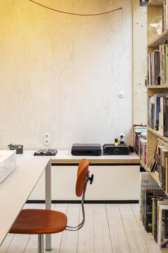 Gallery of Factory Life / Julie D'Aubioul  - 5