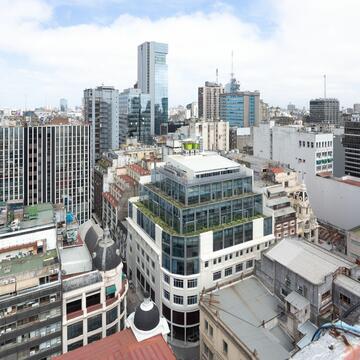 Renovación Banco Ciudad Casa Matriz / MSGSSV