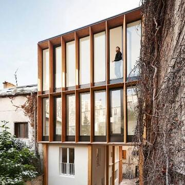 Heliotrope Raising / Bang Architectes
