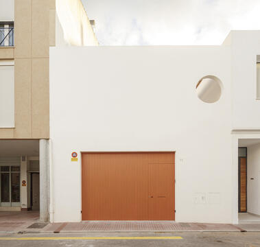 Casa Juliá Oriola / Estudi E. Torres Pujol