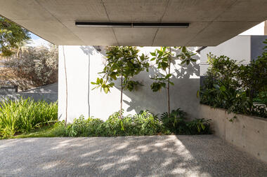 Galeria de Casa das Duas Praças / 24 7 Arquitetura  - 10