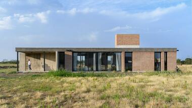 Casa 3X6 / Karlen + Clemente