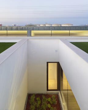 Galería de Velatorio De Jove / Ae Arquitectos  - 7